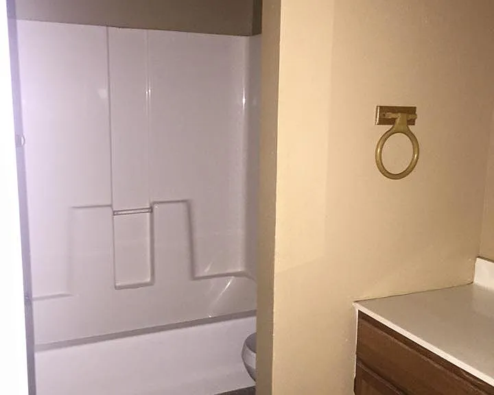 803 Anderson St #2 — Photo 5