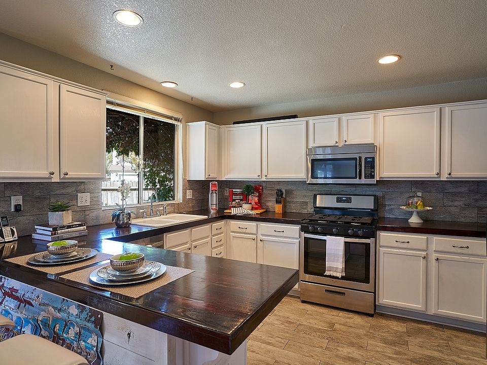 1st image of 1464 Dolores Ln