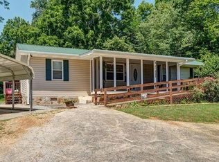 1049 Valley River Ave, Murphy, NC 28906