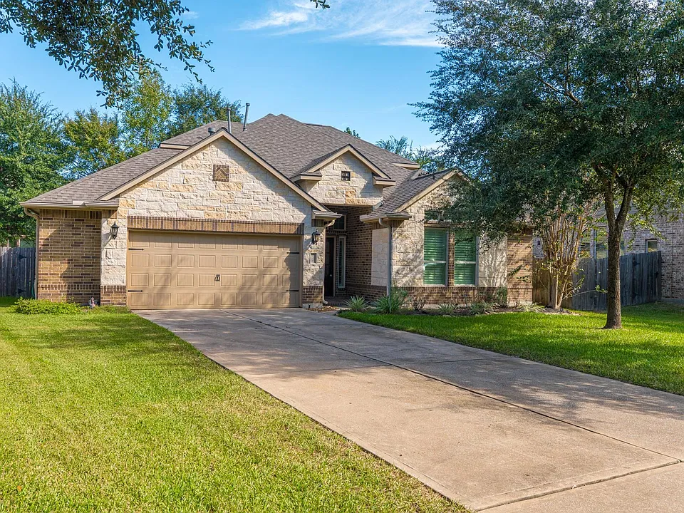 110 Colton Ct