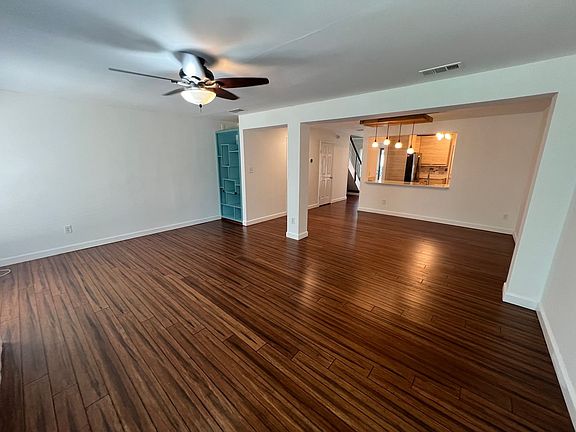 4th image of 4829 Tunlaw Ct