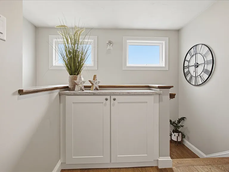120 Elm St — Photo 14
