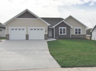 2839 Snowberry Way, Menasha, WI 54952