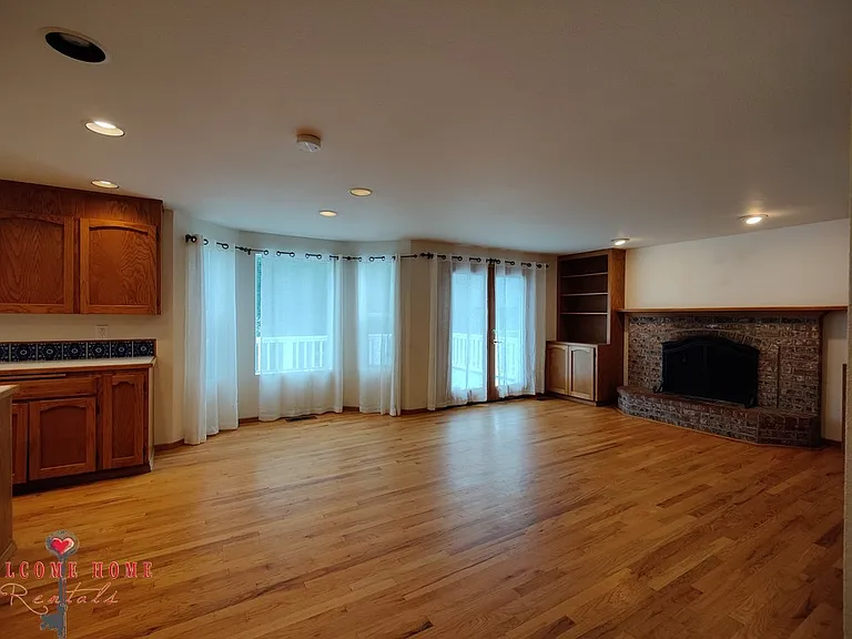 319 Marietta Pl — Photo 15