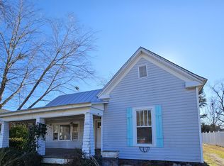 7552 Pitt St, Grimesland, NC 27837