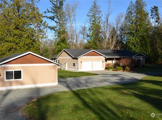 1761 Tamarack Ln, Camano Island, WA
