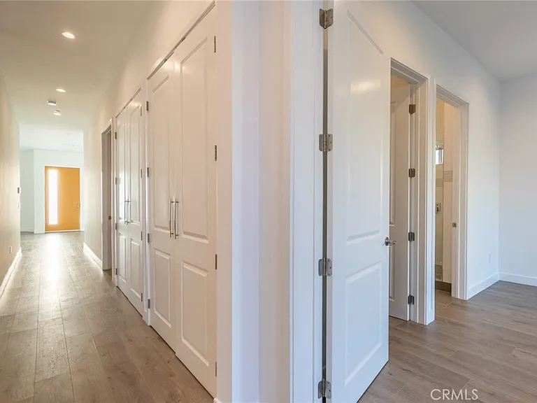 1480 S Durango Ave — Photo 35