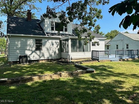 5th image of 29788 Grand Blvd