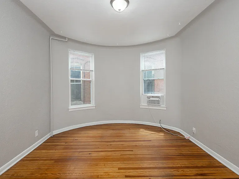 1449 N Emerson St — Photo 28