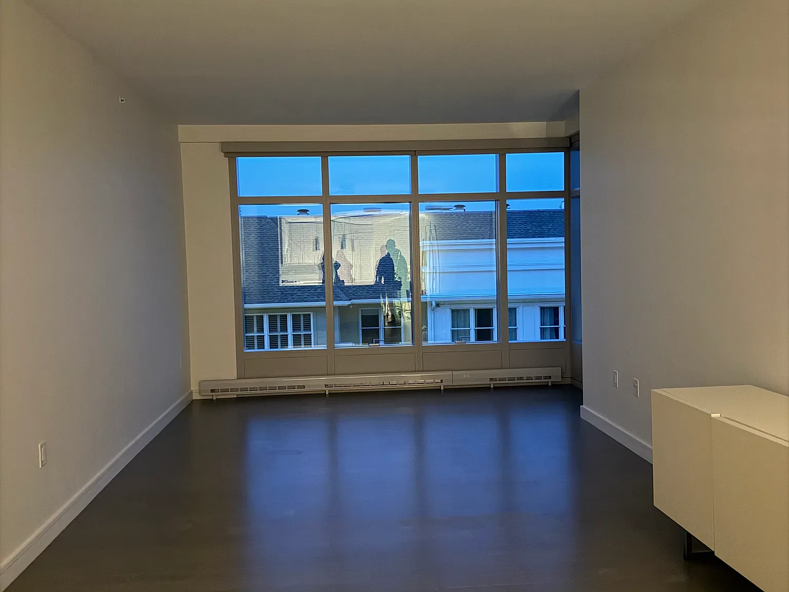 2 bed, 1363 sqft, $5,250 — Photo 2