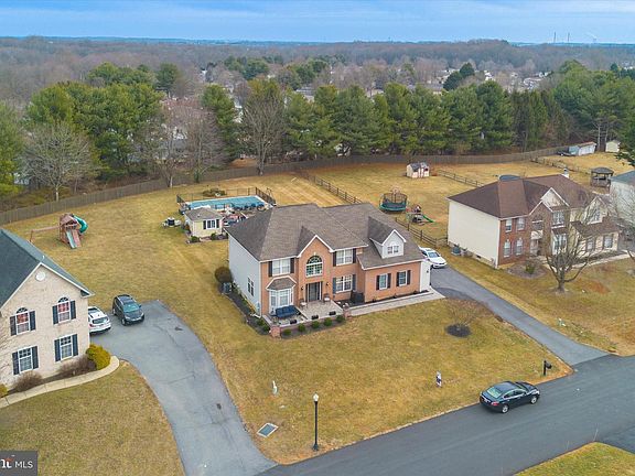 5th image of 123 Cornwell Dr