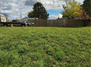 220 Maple Ave, Washington, PA 15301