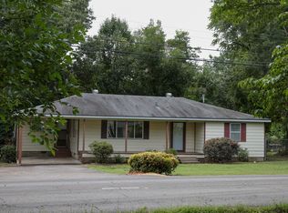 902 E J St, Russellville, AR 72801