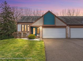 6743 Springtree Ln #120, Lansing, MI 48917