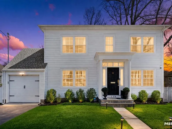 138 Brookside Ave, Cresskill, NJ 07626