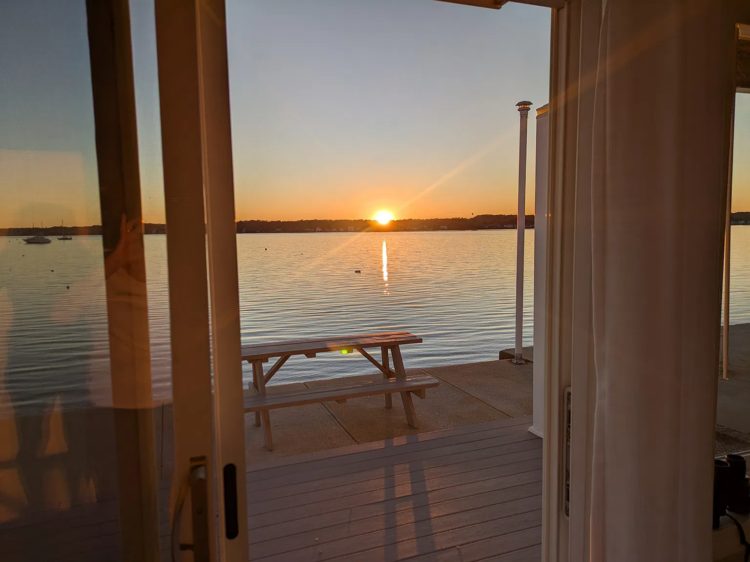 1 bed, 900 sqft, $1,875 — Photo 2