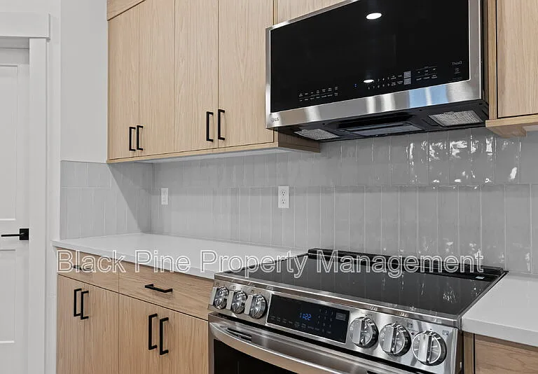 4642 N Maple Grove Rd — Photo 18