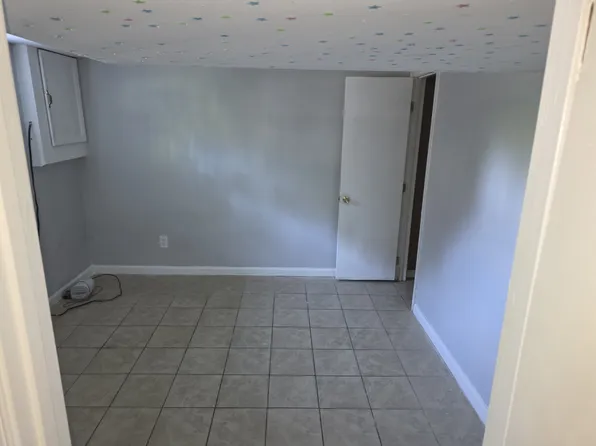 4718 68th Ave, Hyattsville, MD 20784