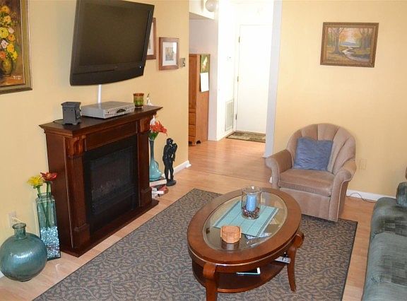 4th image of 165 Tallow Wood Dr