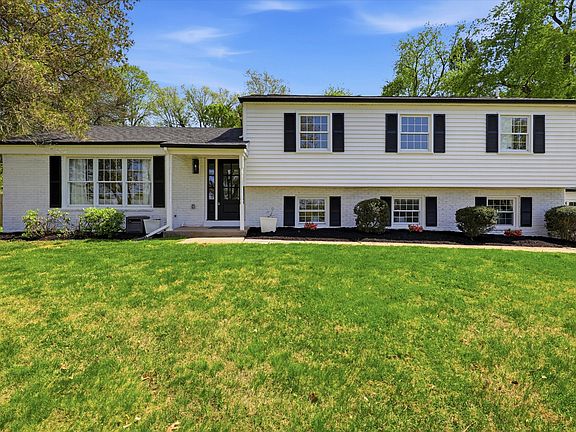2nd image of 309 Saybrook Rd
