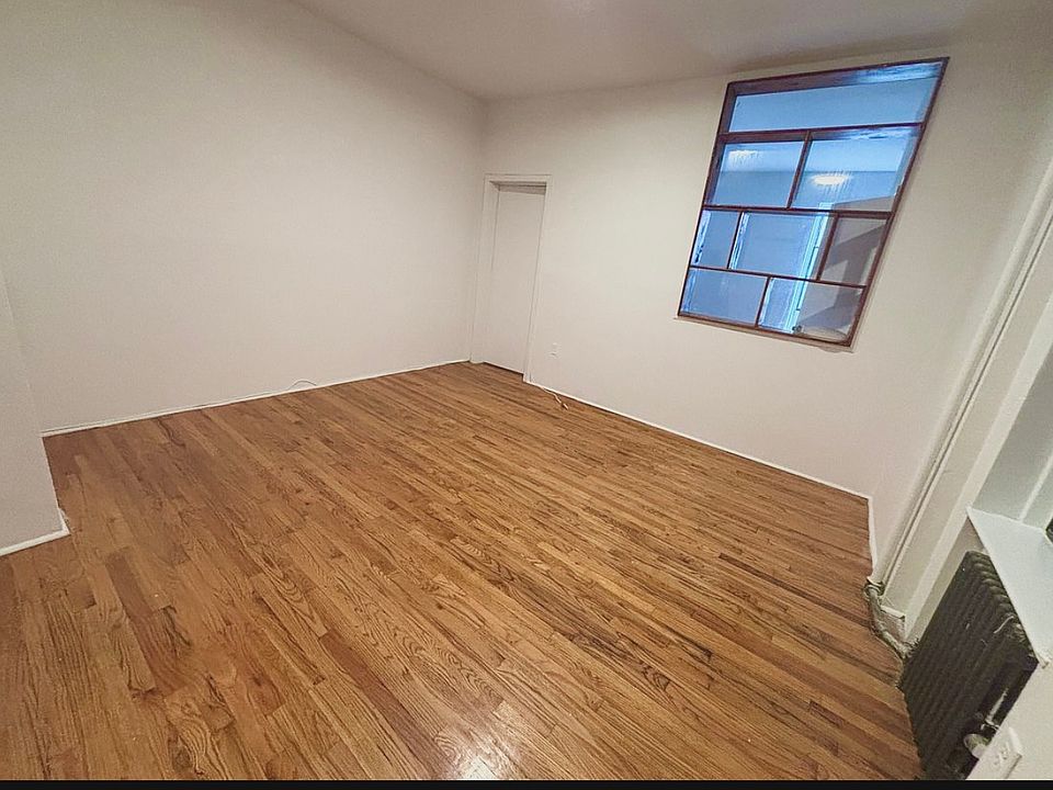 1st image of 224 Elizabeth St APT 13