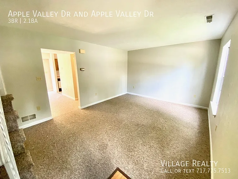 Apple Valley Dr — Photo 45