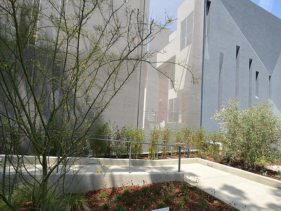 2nd image of 4025 Grand View Blvd Trlr 6