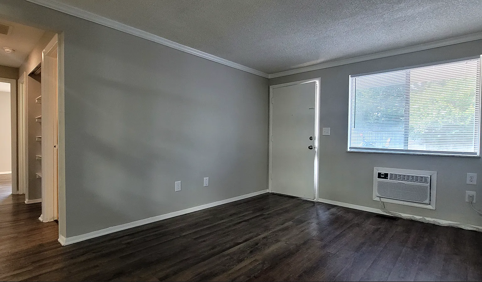 314 - 322 Kenbrook Drive — Photo 4