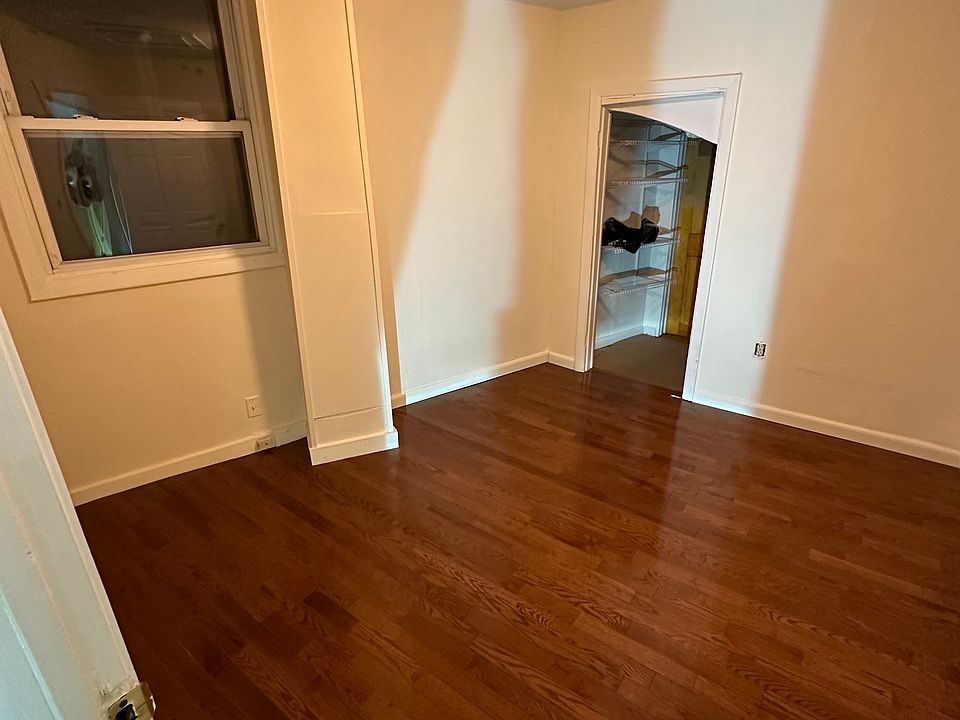 2nd image of 70-72 Linden St #1
