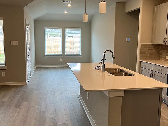 4th image of 14330 Azalea Tree Dr