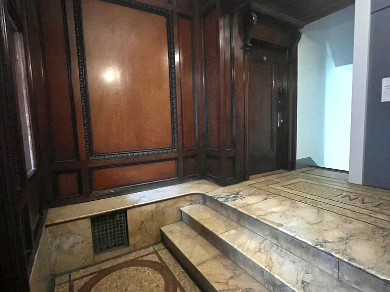 857 Beacon St #B2 — Photo 9