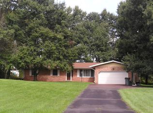 831 Upper Mainland Rd, Harleysville, PA 19438