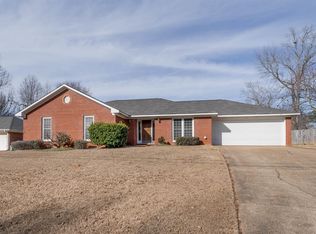 3704 Dearing Downs Dr, Tuscaloosa, AL 35405