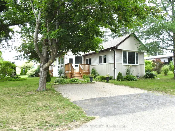 8 Claremont Cres, Oro Medonte, ON L3V 0P9