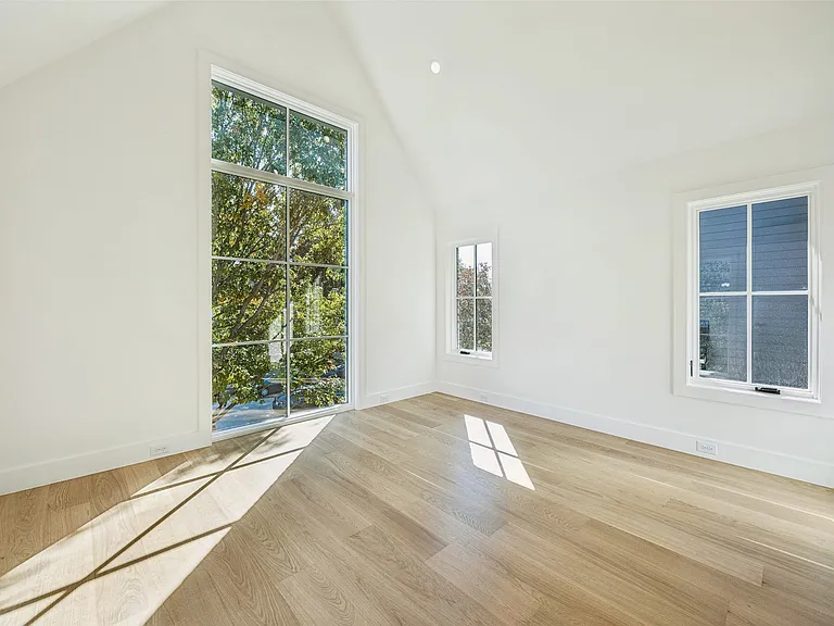 6833 Northridge Dr — Photo 36