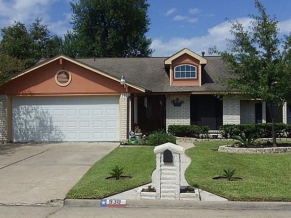 2nd image of 930 Dellbrook Dr