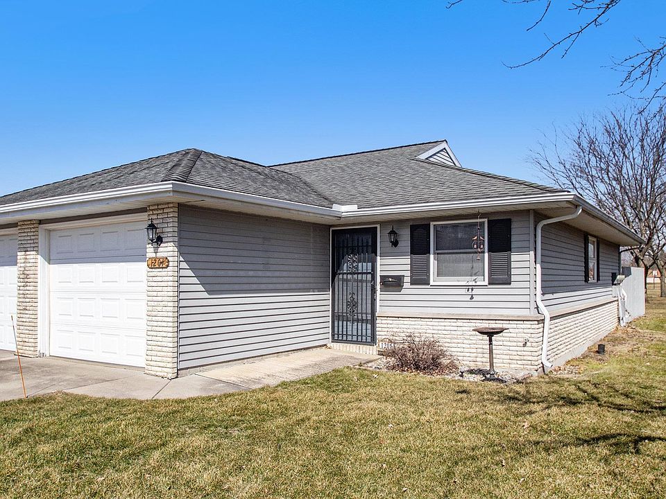 1st image of 1201 Berkley Cir