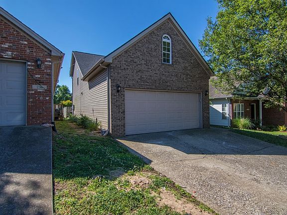 4th image of 240 Clover Valley Dr