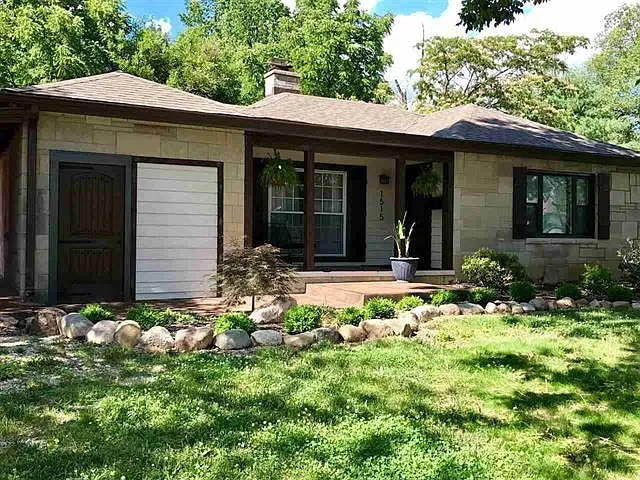 3 bed, 1490 sqft, $3,750 — Photo 1