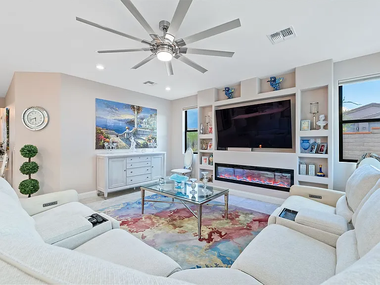 2836 Steamboat Dr — Photo 5