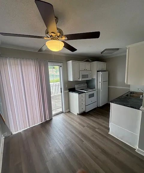 105 Hickory Ln #1-A — Photo 5