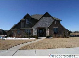 4709 Spring Manor Ct, Edmond, OK 73025