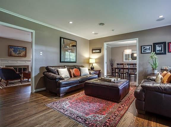 5th image of 6420 Glennox Ln