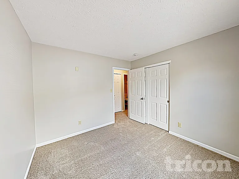 4830 Countrybrook Ct — Photo 16