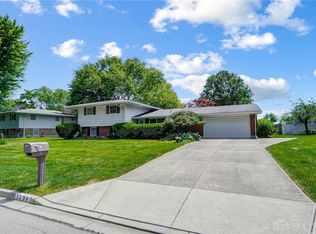 1596 Red Fox Dr, Dayton, OH 45432