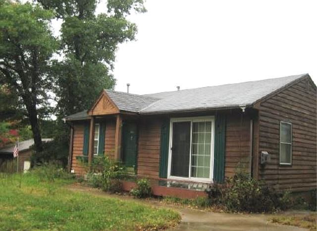 1st image of 22736 Sandy Dr NE