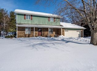 8705 N Riverview Dr, Byron, IL 61010
