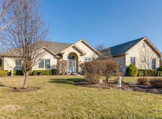 1489 Eagle Ridge Dr, Antioch, IL 60002