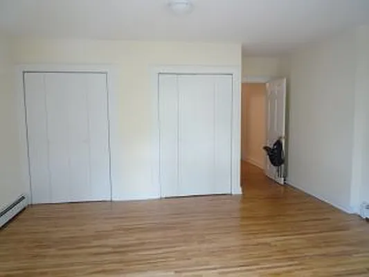 Rented by Frank Valvo Real Estate | media 27