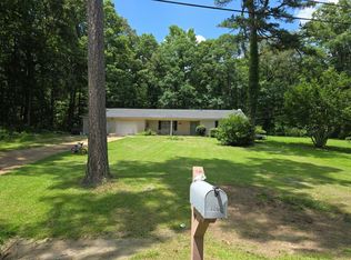 106 Robin Ln, Union, MS 39365